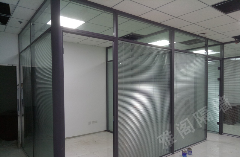 日字型双玻百叶隔断——雅阁隔墙