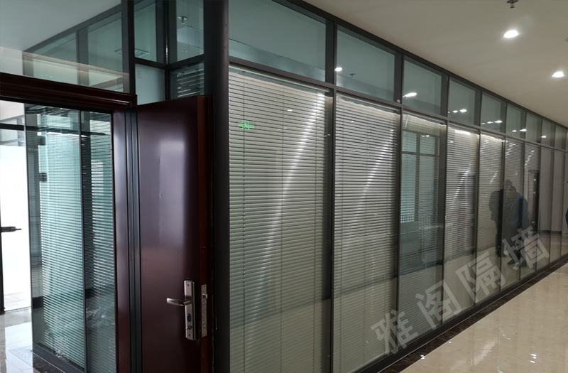日字型双玻百叶隔断——雅阁隔墙