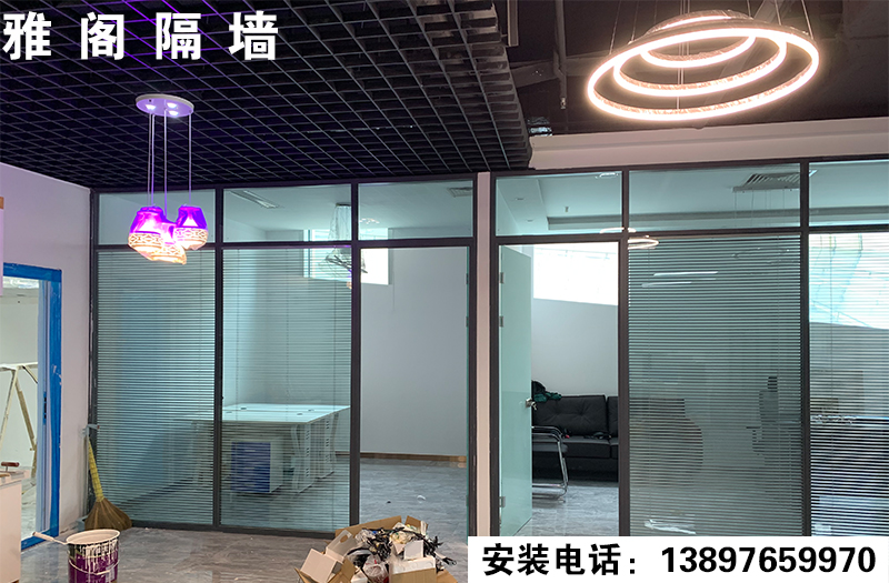 青海西宁单层玻璃隔断、青海西宁双层玻璃隔断、青海西宁高隔断、青海西宁高隔间！